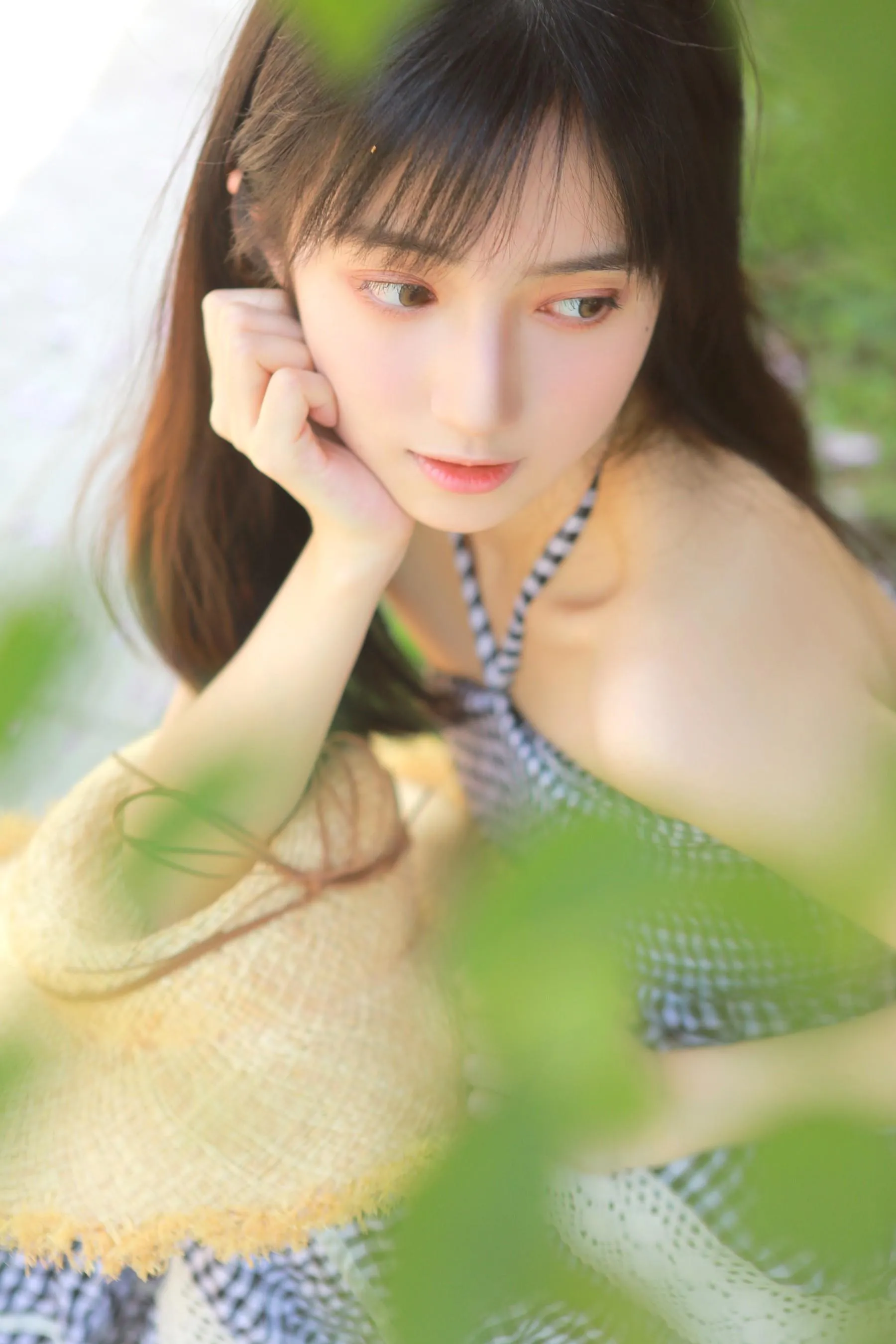 [艺图语] 2022.05.18 蔷薇迟开 月半了吧 [28P]插图5